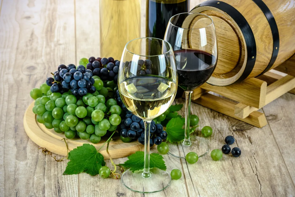 wines, glasses, wine glasses, stemware, glassware, white wine, red wine, winery, viticulture, wine tasting, drinks, toast, pair, grapes, alcohol, barrel, vintag