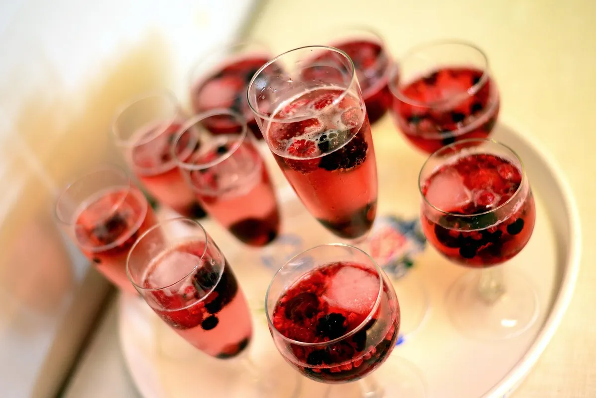 drink, sparkling wine, alcohol, celebration, wedding, sylvester, champagne glasses, festive, club, alcohol, alcohol, alcohol, alcohol, alcohol, wedding, club, c